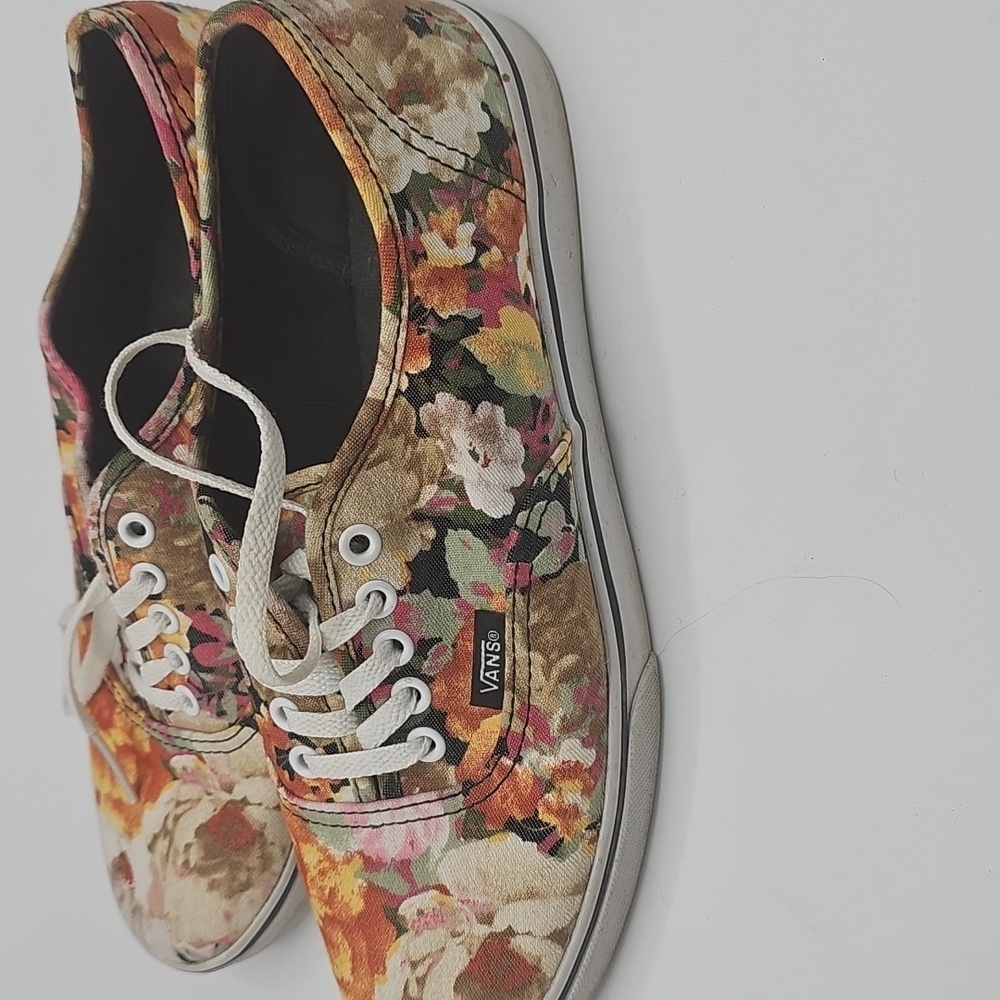 Vans - Picture 4 of 4